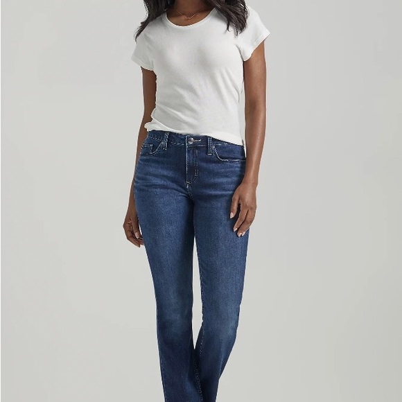 LEE WOMEN'S LEGENDARY REGULAR BOOTCUT JEAN -SIZE 14 Short NWT - Picture 7 of 13